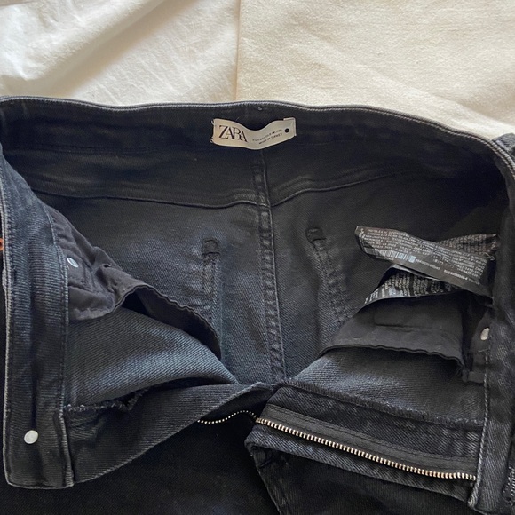 Zara the high waste skinny jeans, size 8, black - Picture 8 of 9